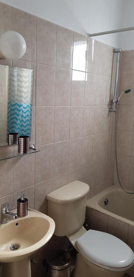 Penny'S Kato Paphos Apartment Ngoại thất bức ảnh